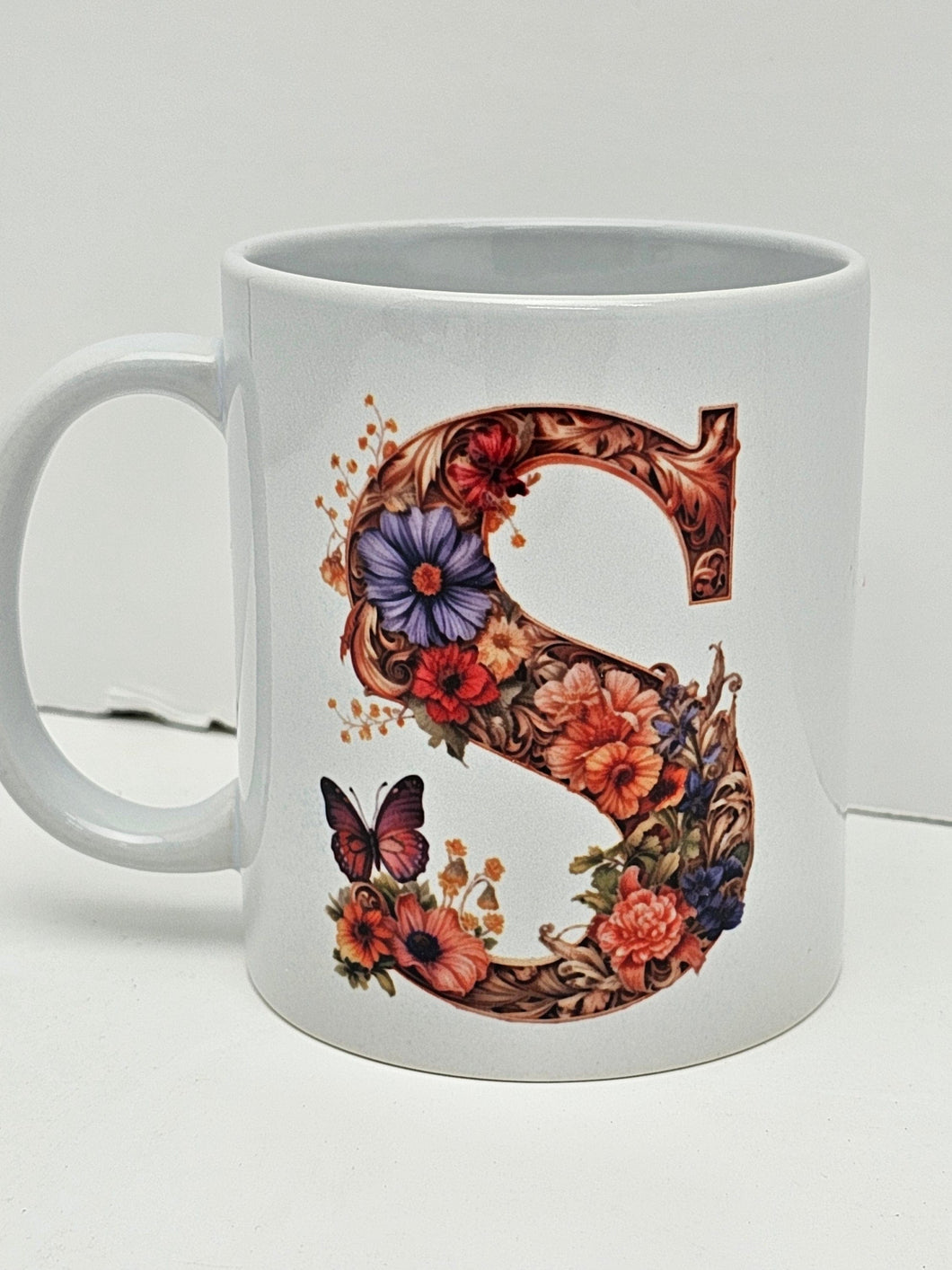 Hand Decorated Alphabet Letter 340ml Ceramic Tea Coffee Mug Ideal gift Harbourside Gifts