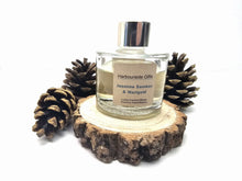 Load image into Gallery viewer, Jasmine Sambac &amp; Marigold Oil Reed Diffuser 100ml with 6 High Quality Reeds in Gift Box JSMDIFF100 Harbourside Gifts
