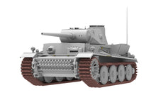 Load image into Gallery viewer, Ryefield 5036 Pz.Kpfw.VI (7,5cm) Ausf.B (VK36.01) Tank 1:35 Scale Model RM5036 Ryefield
