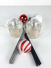 Load image into Gallery viewer, Christmas Gift 2 Reed Diffusers, 12 Reeds and 2 Gift Boxes 2DIFFGIFT Harbourside Gifts

