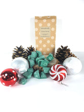 Load image into Gallery viewer, Christmas Morning Scent Wax Melts Choice of Shapes CMWM001 Harbourside Gifts
