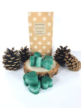Load image into Gallery viewer, Christmas Morning Scent Wax Melts Choice of Shapes CMWM001 Harbourside Gifts
