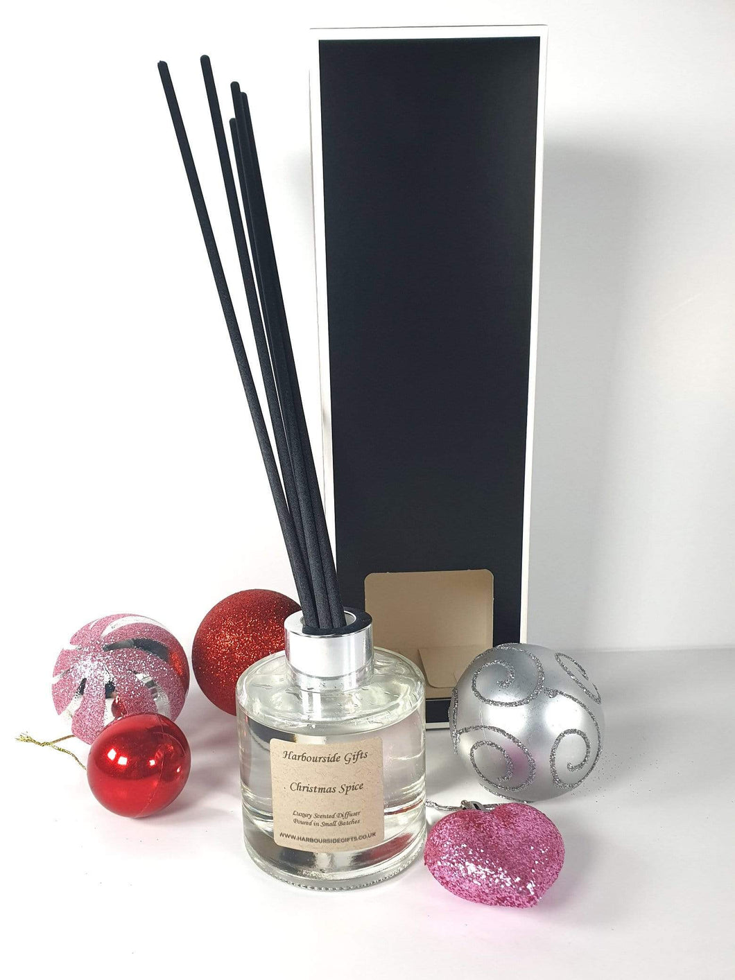 Christmas Spice Reed Diffuser 100ml with 6 High Quality Reeds in a Gift Box CSD100 Harbourside Gifts