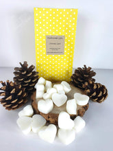 Load image into Gallery viewer, Christmas Spice Scent Wax Melts with Choice of Shapes Harbourside Gifts
