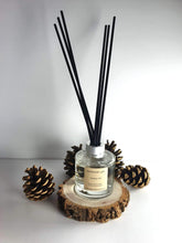 Load image into Gallery viewer, Festive Fir Reed Diffuser 100ml with 6 High Quality Reeds in a Gift Box FFD100 Harbourside Gifts
