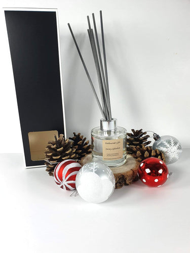 Snowy Splendour Scent Reed Diffuser 100ml with 6 High Quality Reeds in Gift Box SPDIFF100 Harbourside Gifts